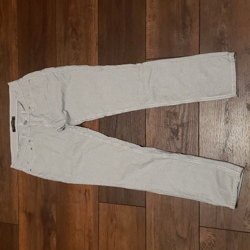 Levi's Women's Straight Leg Jeans - White